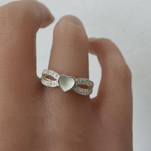 Heart-Split-CZ-Ring